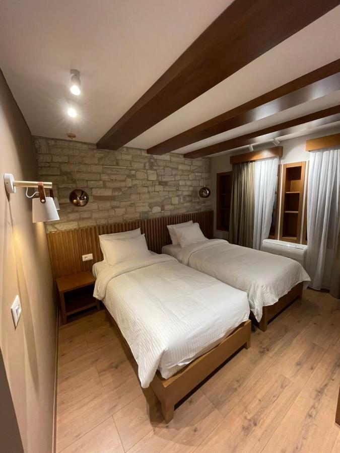 Gjirokastër Palorto Traditional Hotel מראה חיצוני תמונה